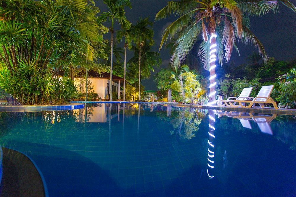 Leo Hostel Baan Tai Exterior photo